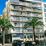 Happy Lloret Апартаменти
